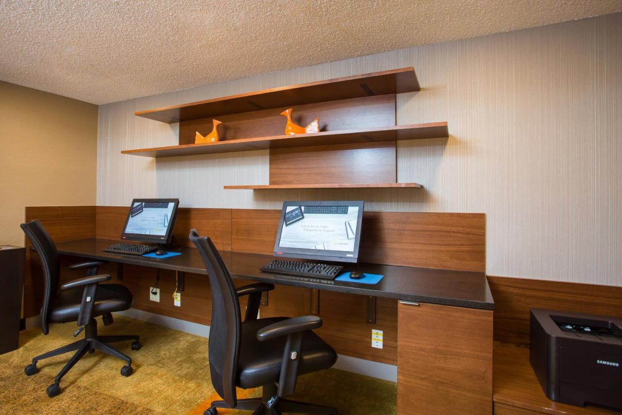 Fairfield Inn Boston Dedham Exterior photo